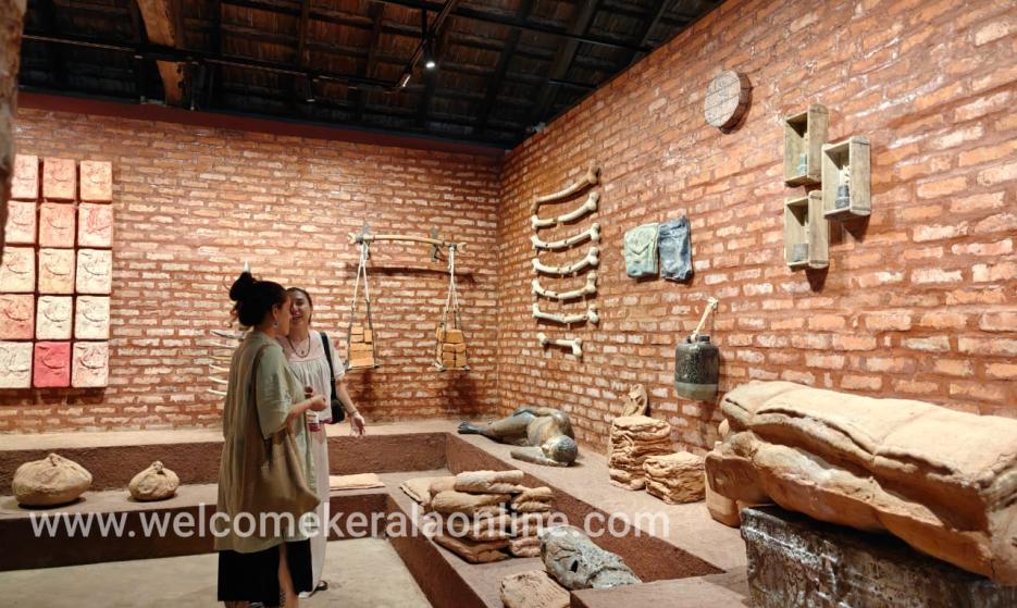 Kochi Muzris Biennale  - Photo - Welcome Kerala Magazine - www.welcomekeralaonline.com 