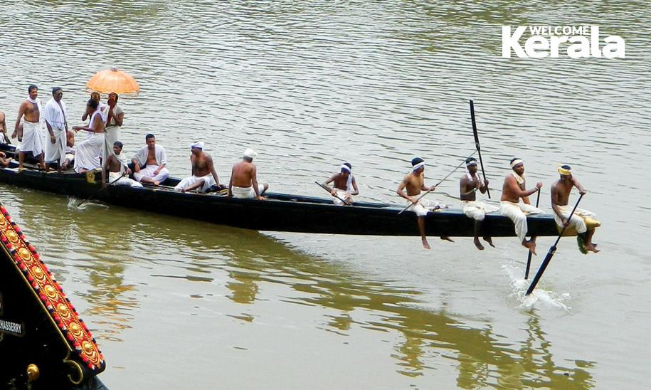 Vallamkali, boat race of Kerala