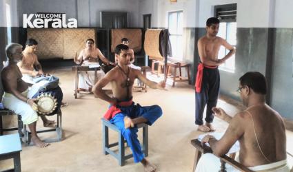 Cholliyattam- training practice of Chyavana Charitham | Guru: Kottakkal Kesavan Kundalayar |Performers: Kottakkal Pradeep, Kottakkal Krishnadas