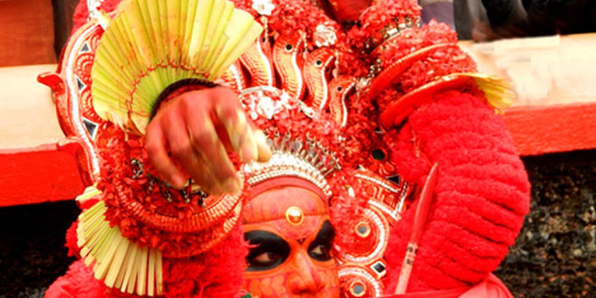 Vishnumoorthy Theyyam